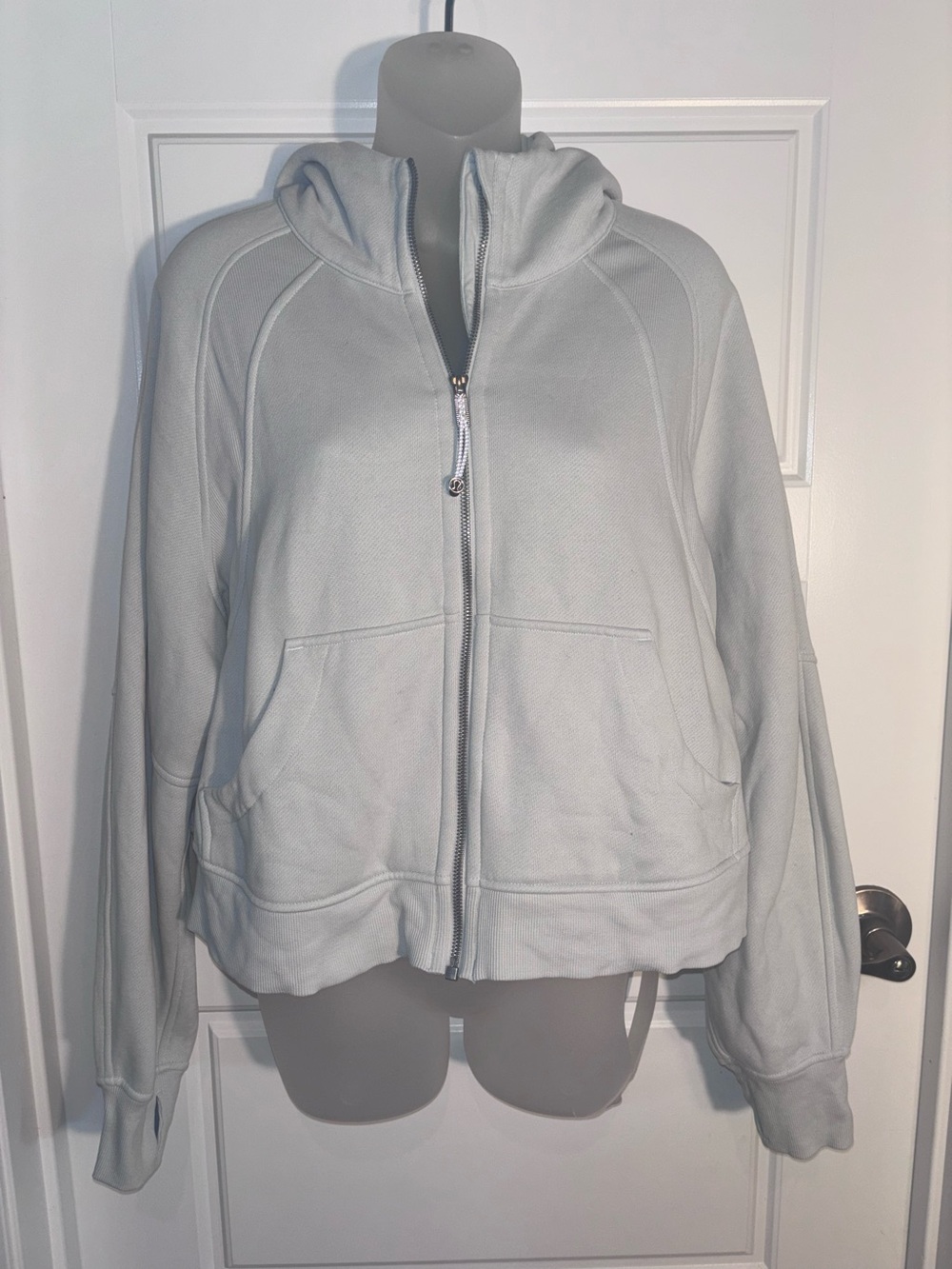 Lululemon Scuba Cropped Zip-Up Hoodie Baby Blue Size Med.